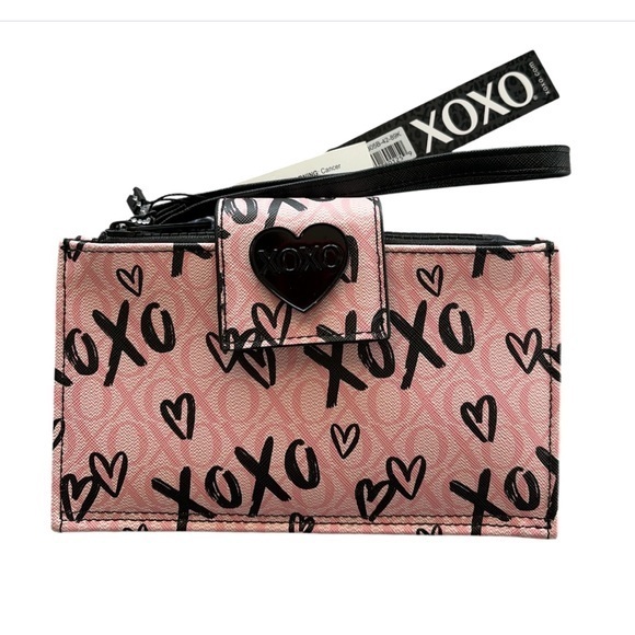 XOXO Handbags - XOXO Pink and Black Patterned Wristlet